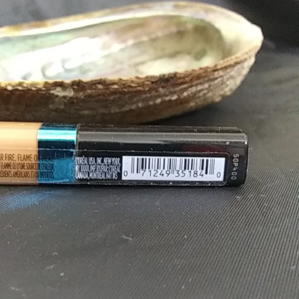 L'Oreal Infallible Pro Glow Concealer Shade 07 Color Creme Cafe